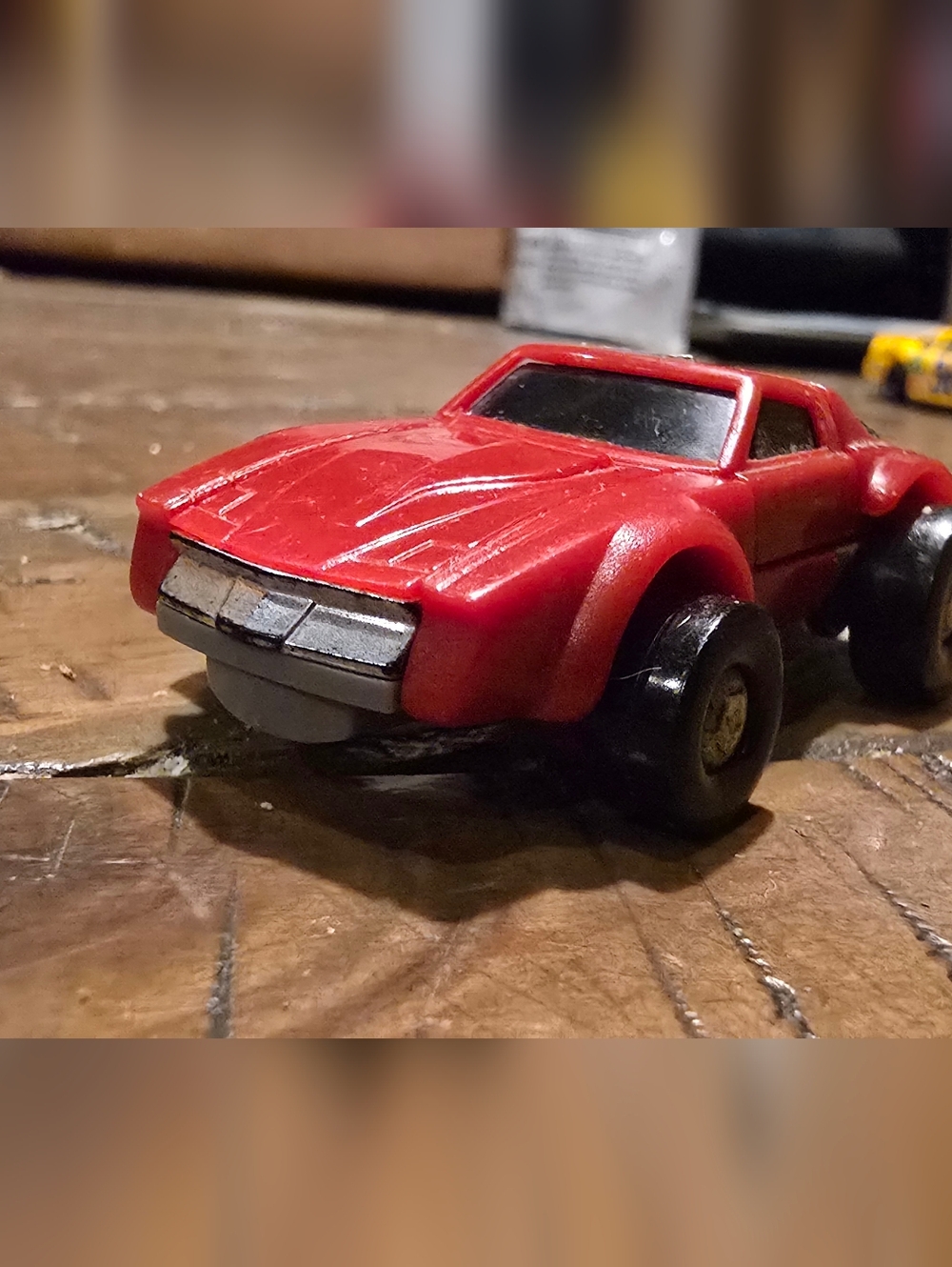Vintage 1983 84 Transformers G1 WINDCHARGER Figure Red Minibot Car Takara Hasbro